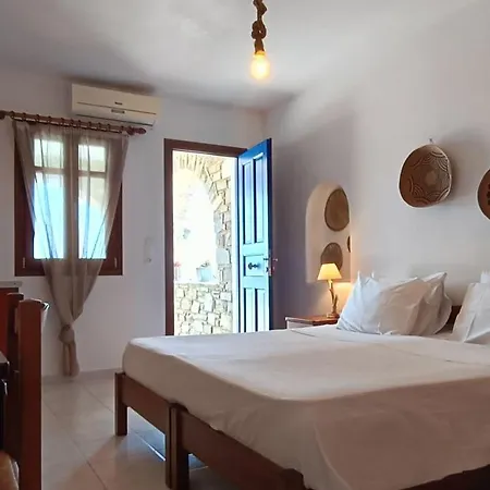 Apartament Thea Paros *